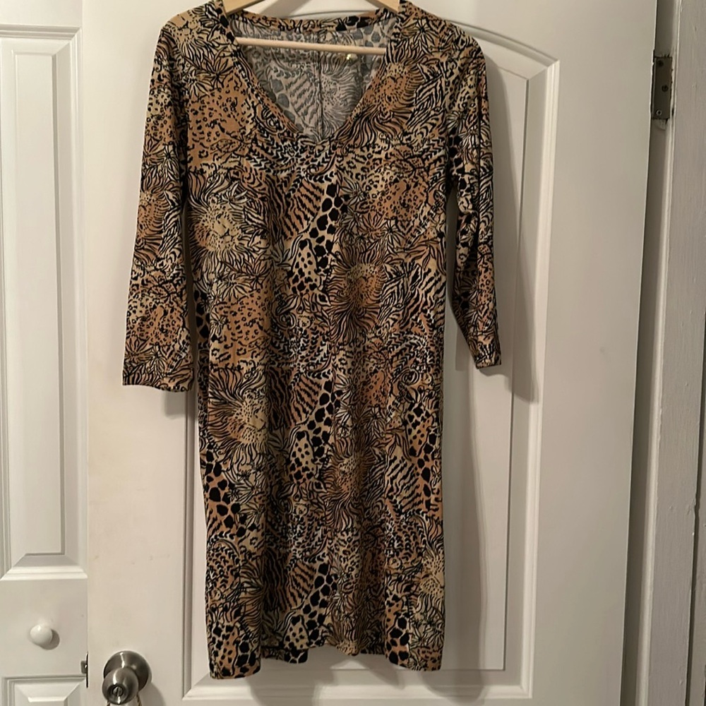 Lilly Pulitzer Tessa Rattan walk on the wild side. Size medium.